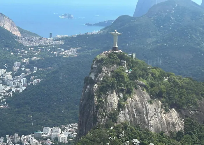 Nossa Senhora De Copacabana Praia 3 Quartos 5 Camas A 200 M Da Praia Rio de Janeiro